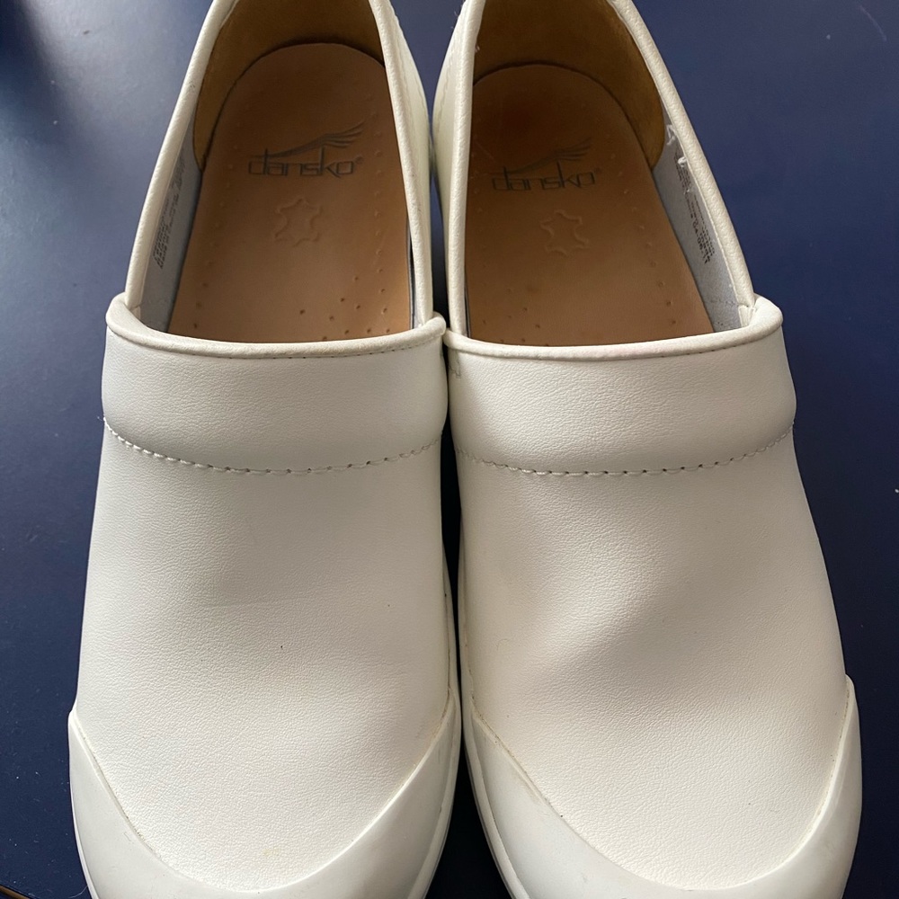 Dansko Nursing Shoes Sz 40